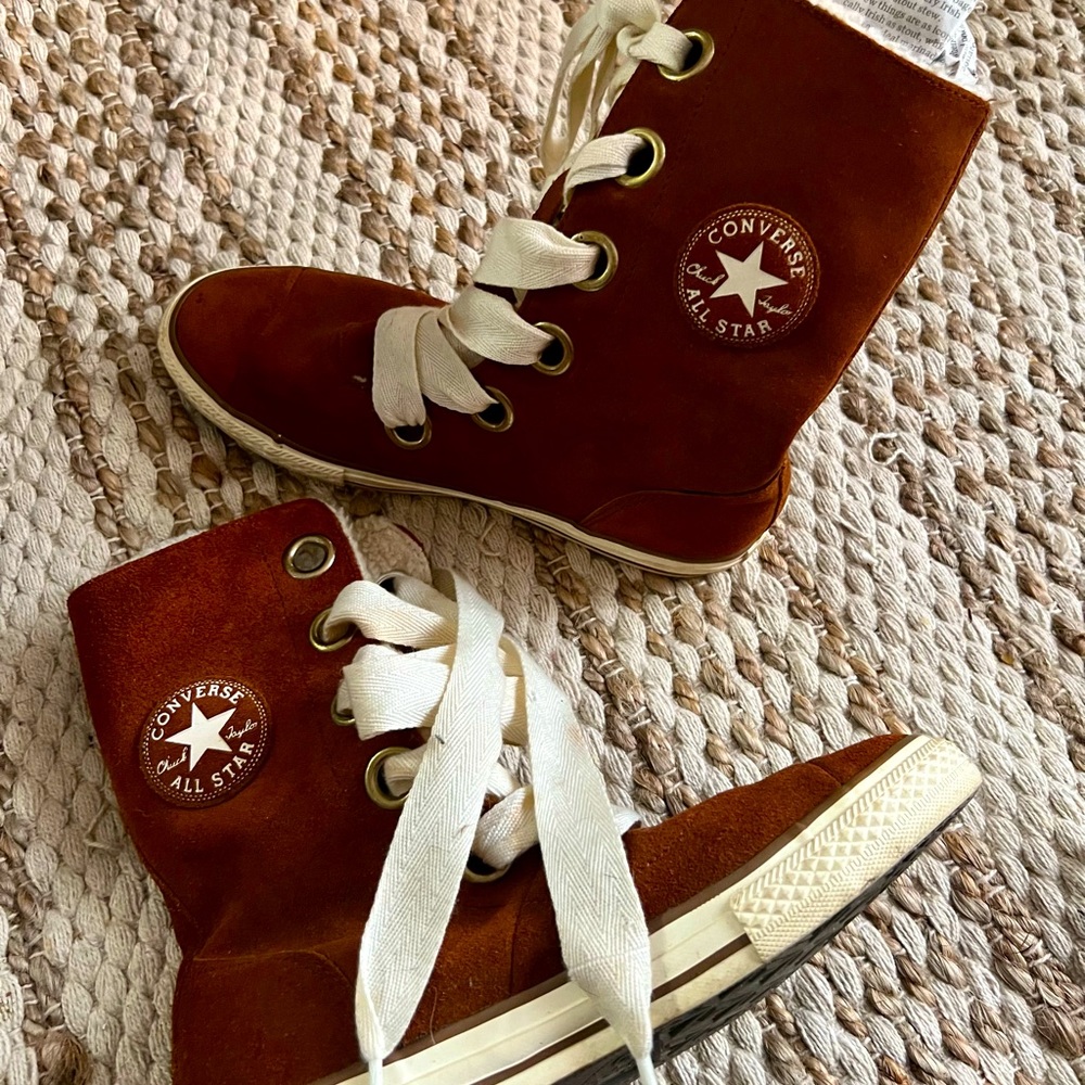 Fall/Winter Converse boots sz8W limited editions.